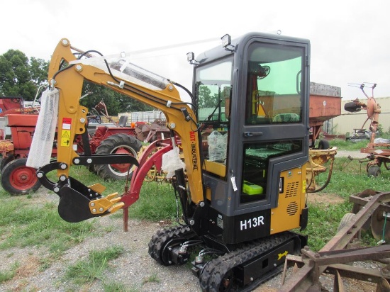 CFG STE35SR w/AC Excavator