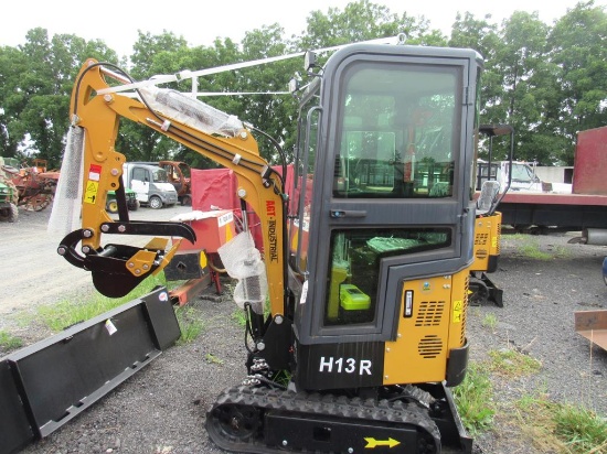 AGT H13R Excavator w/Cab