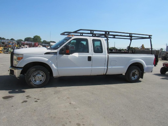 2011 Ford F250 Truck w/ Title, GVW: 10,000