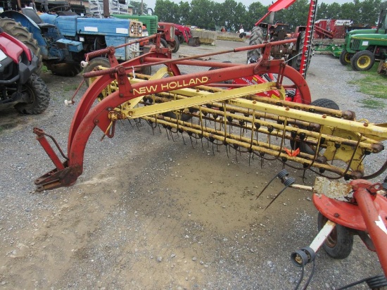 New Holland 258 Hay Rake