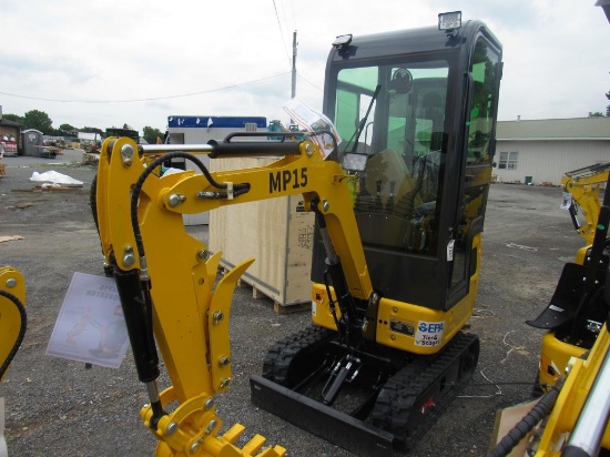 Machpro MP15 Mini Excavator w/cab