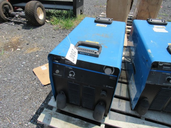 Miller Invision 456P DC Invertor Arc Welder