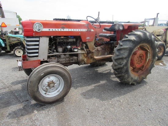 Massey Ferguson 165 Tractor
