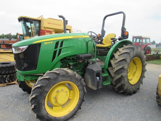 John Deere 5100E Utility tractor