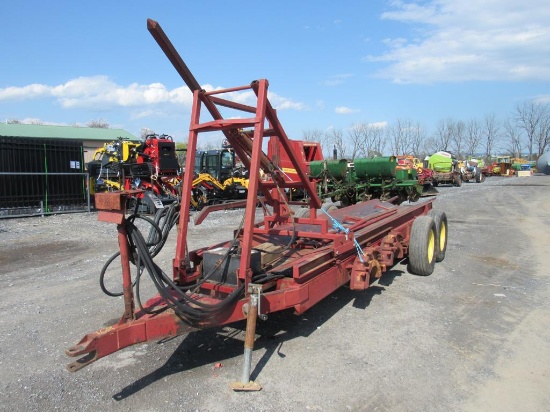 Bale Wagon w/ Loading Arm