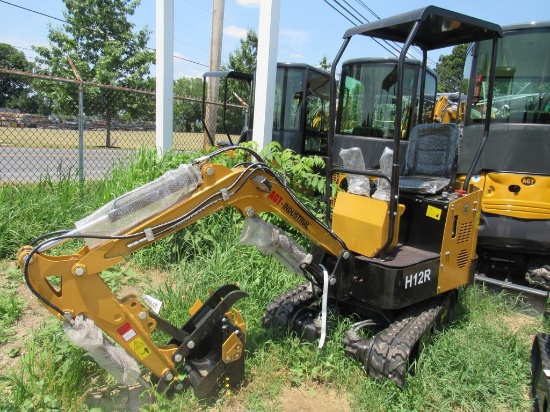 AGT H12R Excavator w/Canopy