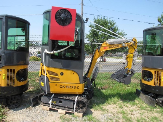 AGT QK18RXS-C Cab Excavator