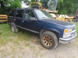 1999 Chevy Tahoe w/ Title, GVW: 6,800
