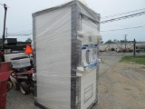 Bastone Mobile Unisex Toilet New