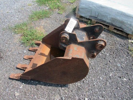 24" Backhoe Bucket