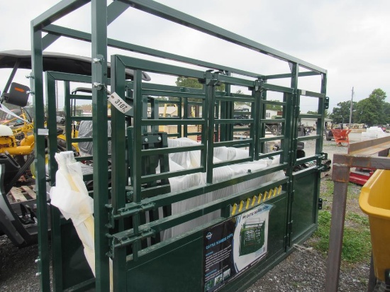 Great Bear 11' Cattle Chute