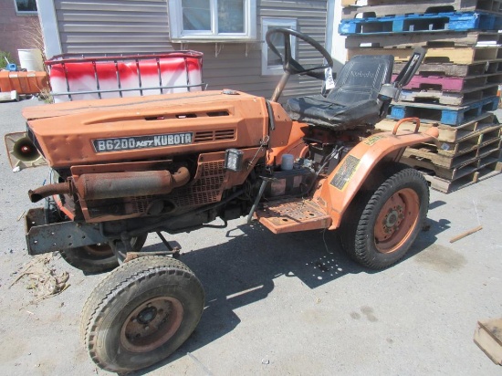Kubota B6200 L&G Tractor