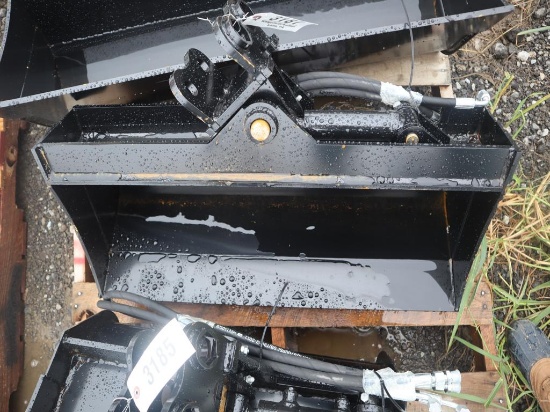 Miva 32" Tilting Bucket New