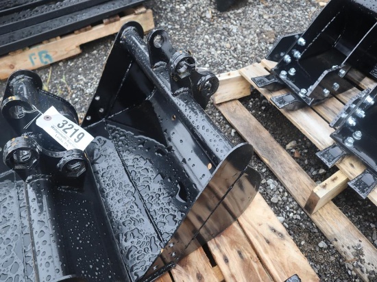 Miva Mini Excavator 20" Bucket