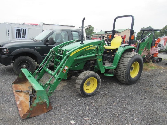John Deere 4120 Tractor Loader Backhoe