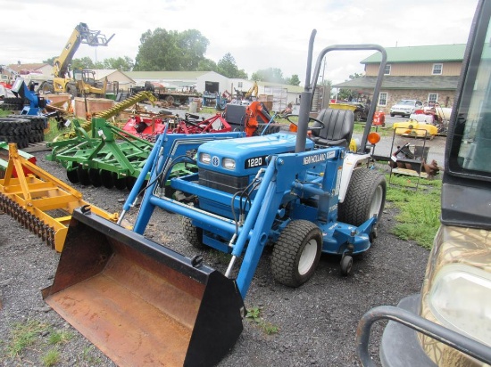New Holland 1220 Tractor