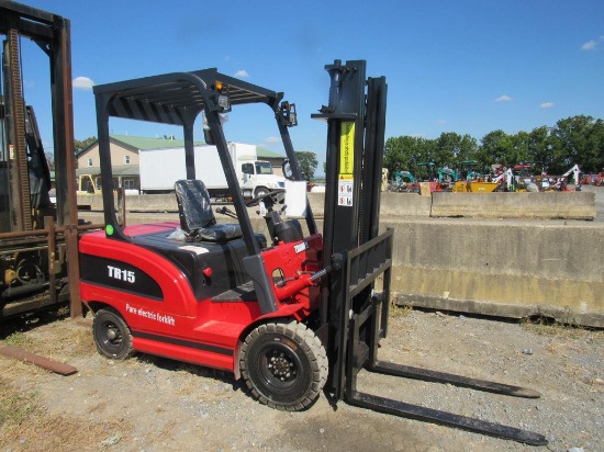 Trainer TR15 Electric Fork Lift