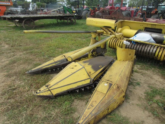 New Holland 824 2-Row Corn Head