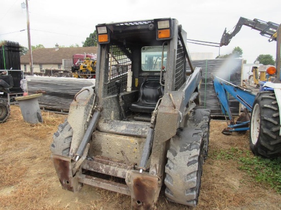 New Holland LS170 Skidloader