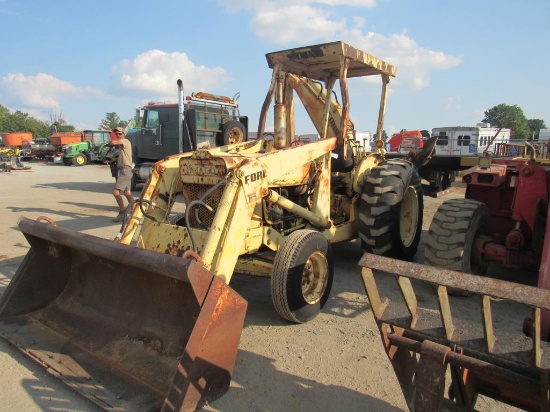 Ford 4500 TLB