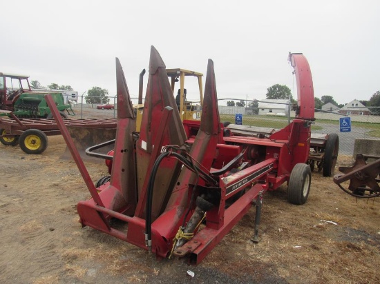 International 781 Silage Harvestor