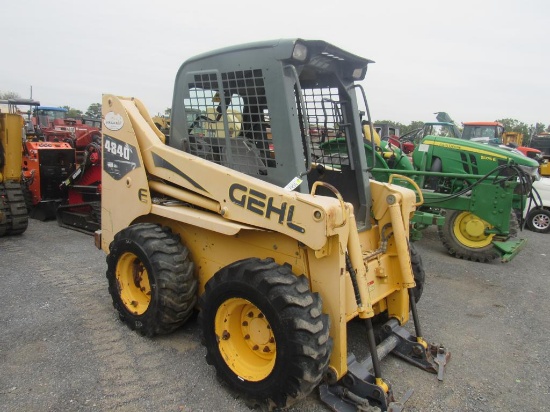 Gehl 4840 Skid Steer Loader