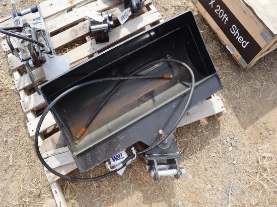 TPM 32" Hydraulic Tilt Bucket