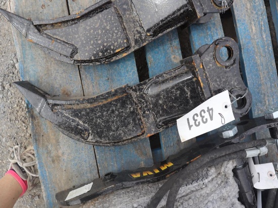 Miva Mini Excavator Ripper