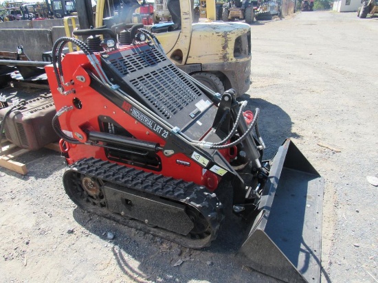 LTR23 Mini Skid Steer (Runs slow)