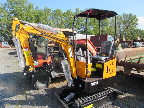 VICSEC V13 Mini Excavator