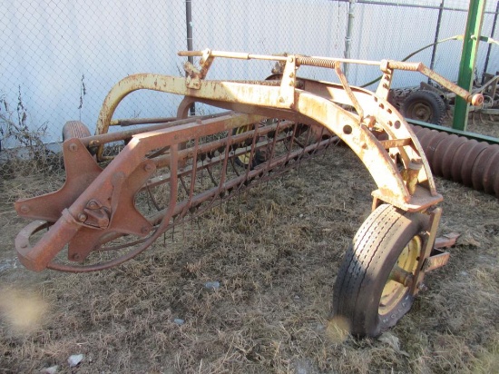 New Holland Roll-A-Bar Rake