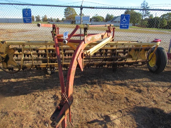 New Holland 258 Hay Rake