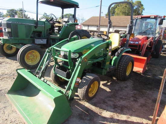 John Deere 2320 Compact Tractor