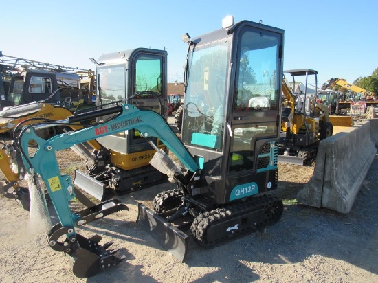 AGT QH13R Excavator