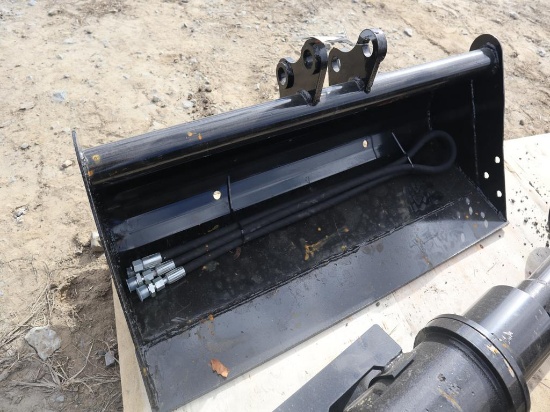 Miva Mini Excavator 32" Bucket