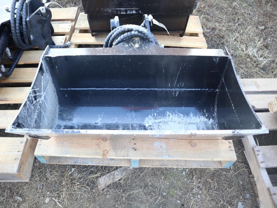 GIYI 32" Tilting Bucket New