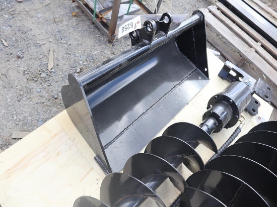 AGT 32" Excavator Bucket