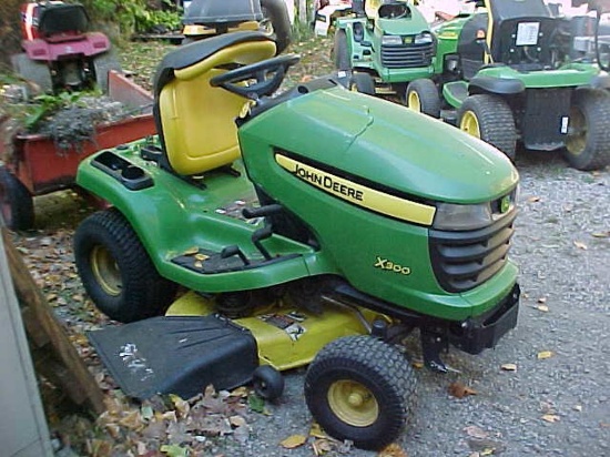 John Deere x300 Lawn & Garden Tractor