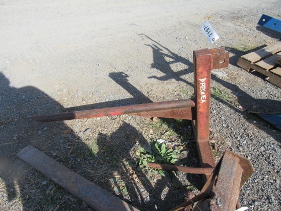 Pequea Bale Spear