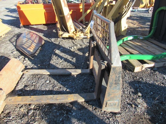 Cat Pallet Forks