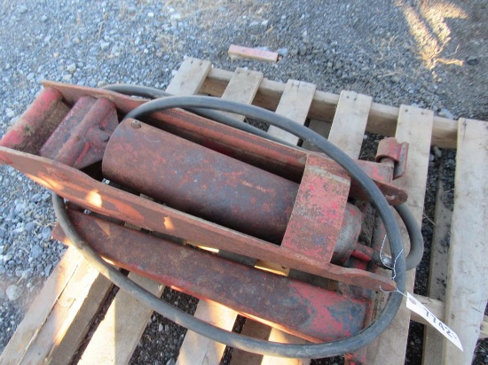 Hydraulic Dump Cylinder