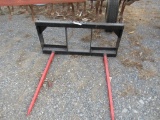 Kivel Dual Prong Bale Spear