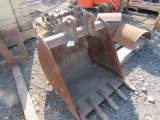 24in Backhoe Bucket