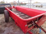 New Holland 329 Manure Spreader