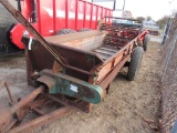 New Idea 3-Beater Manure Spreader
