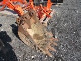 Kubota 161 Pin-On Bucket