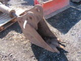 Kubota 161 Pin-On Bucket
