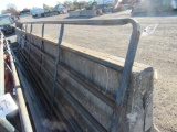 Gate