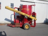 New Holland 355 Hydraulic Grinder Mixer