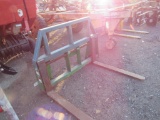 John Deere 500 Series Pallet Forks